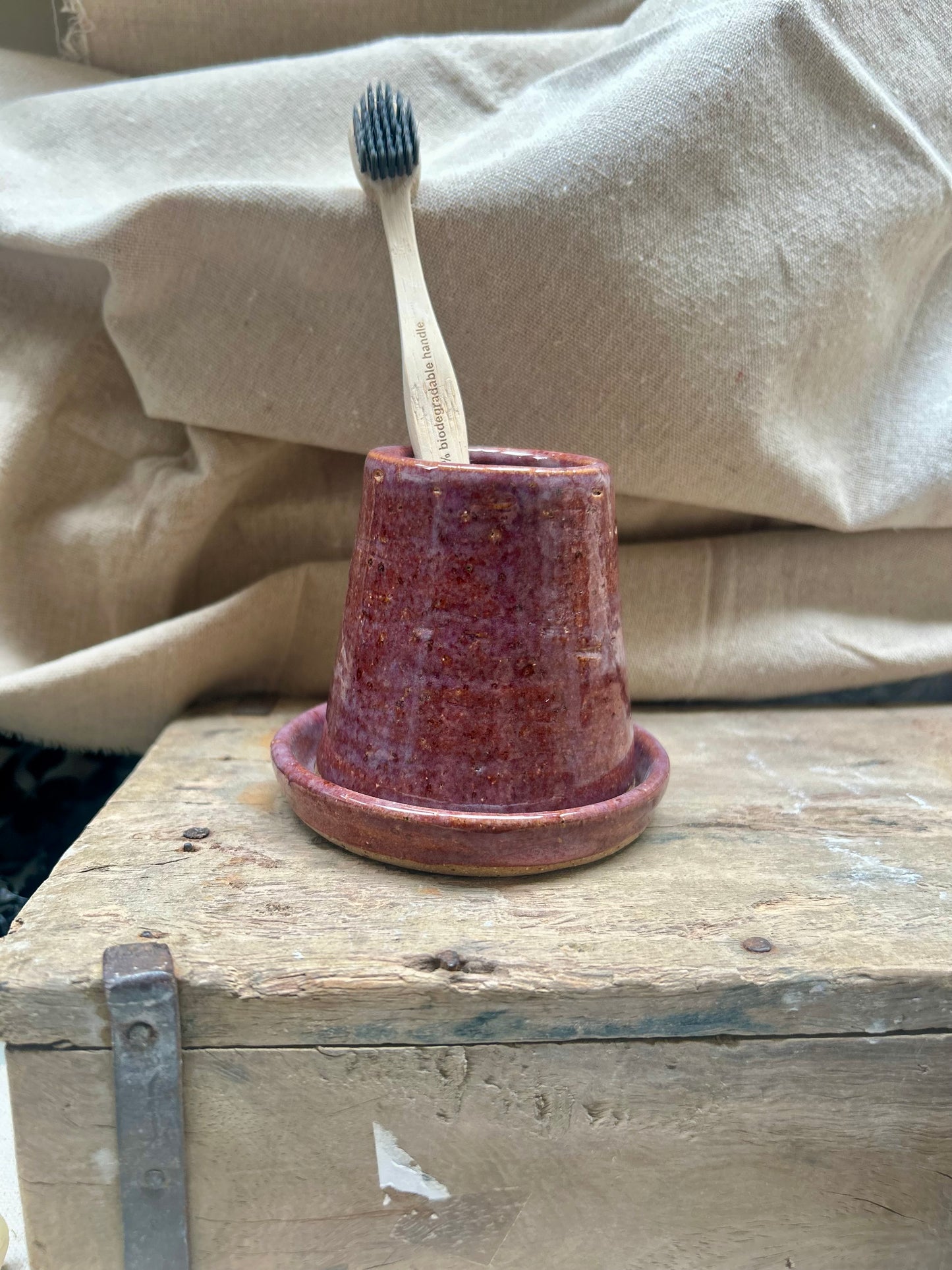 Toothbrush Holder Red Black Metallic Glaze Effect
