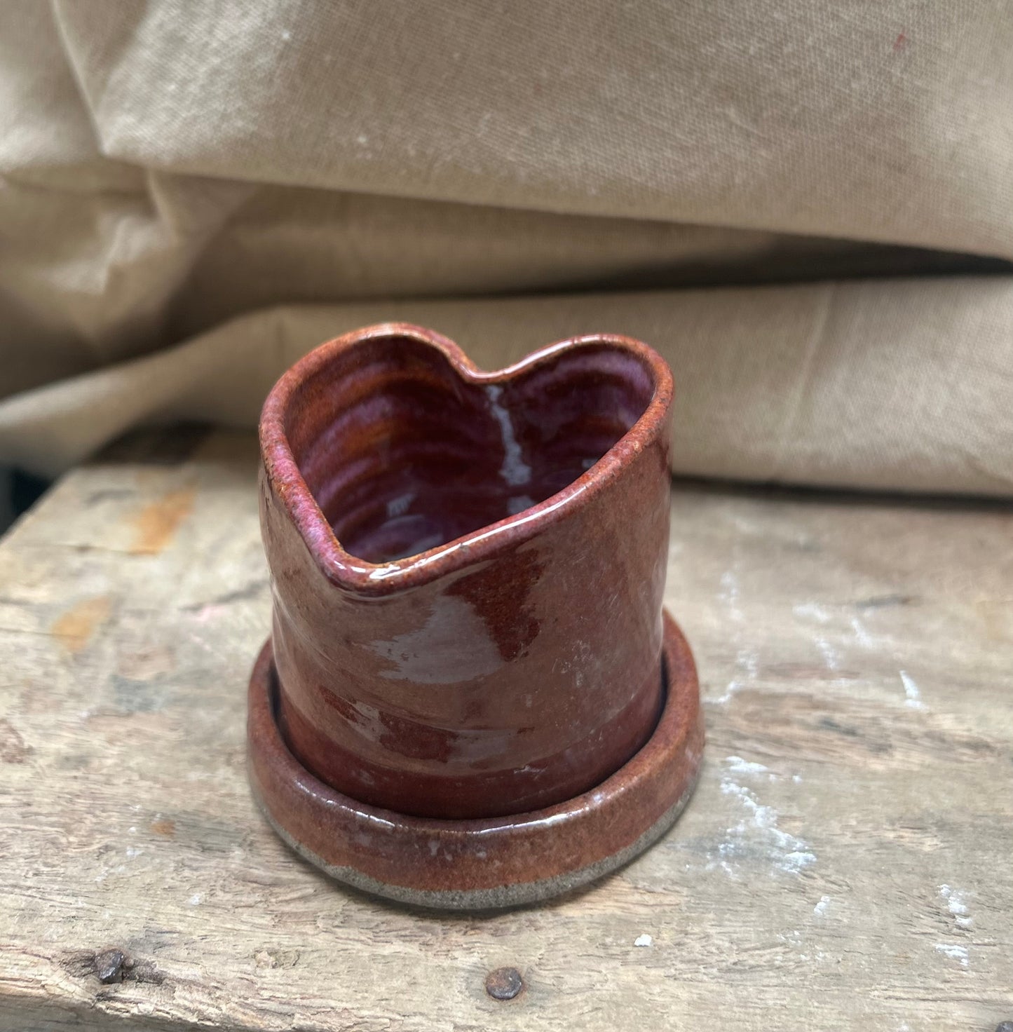 Toothbrush Holder Red Black Metallic Glaze Effect