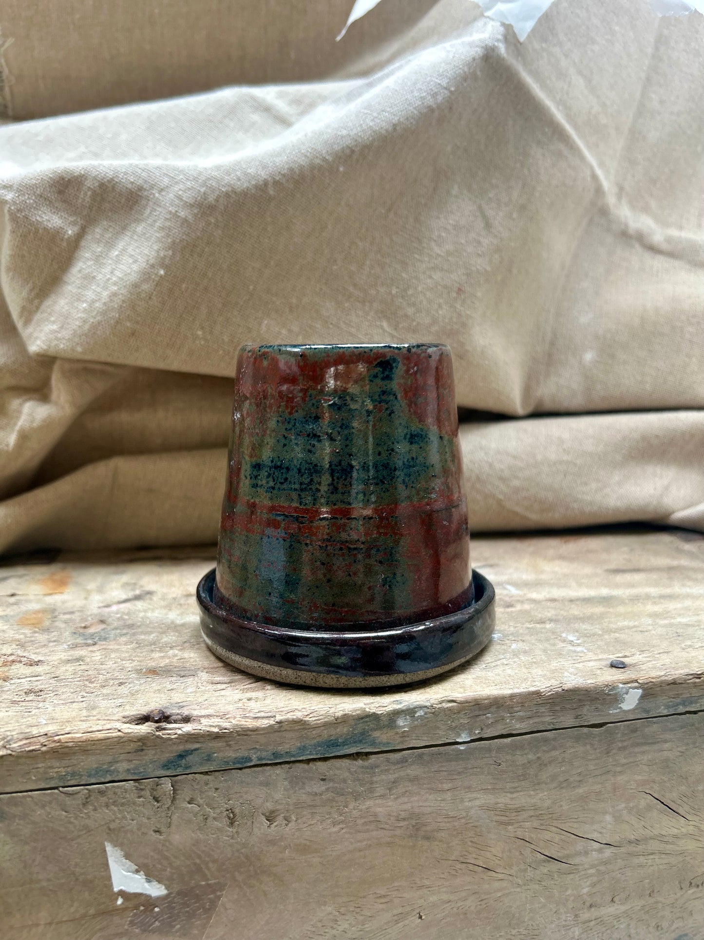 Toothbrush Holder Red Black Metallic Glaze Effect
