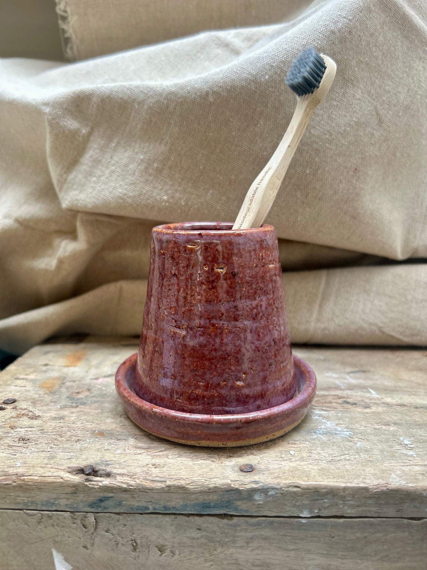 Toothbrush Holder Red Black Metallic Glaze Effect