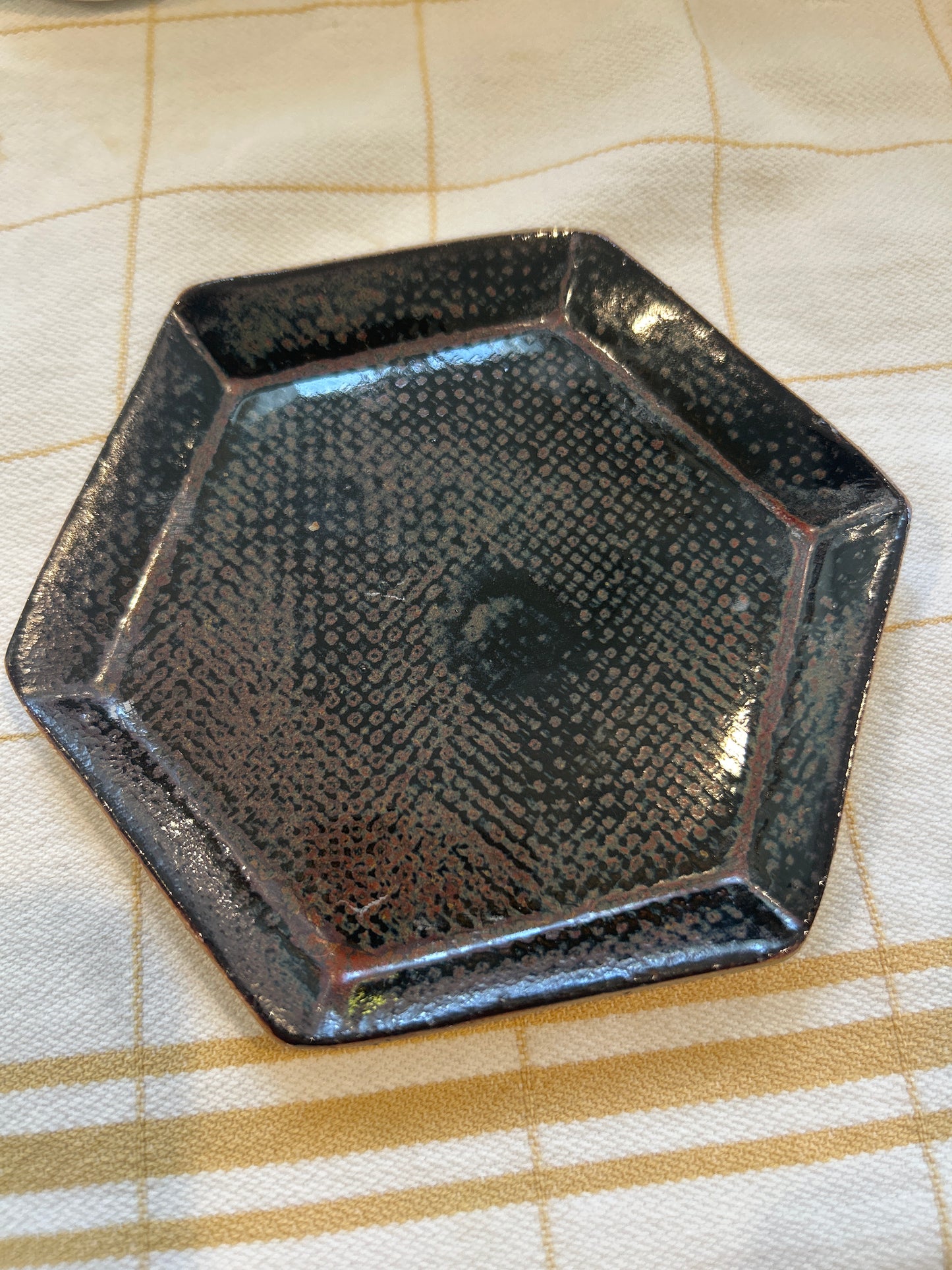 Cross Hatch Hexagon Small Plate