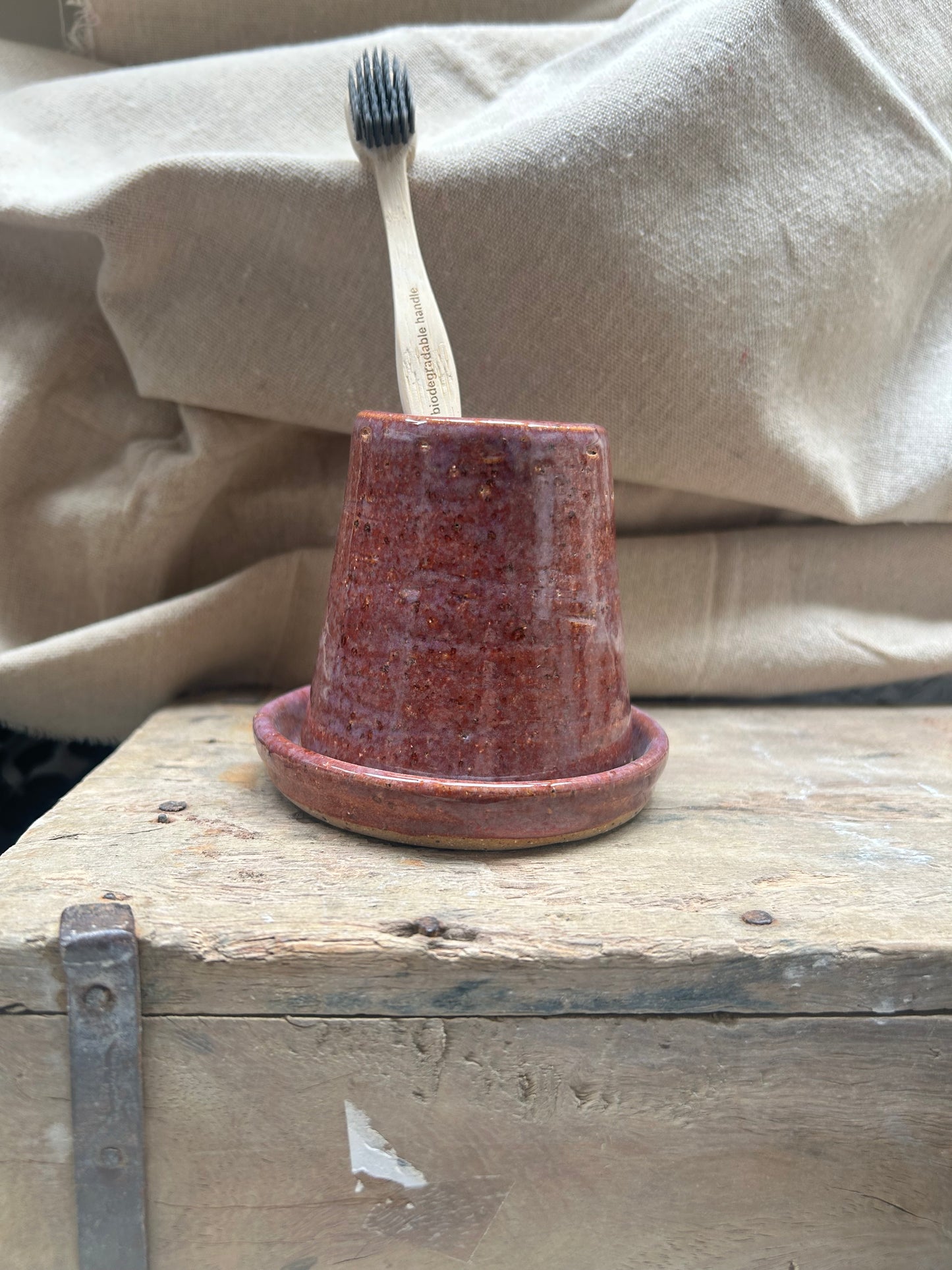 Toothbrush Holder Red Black Metallic Glaze Effect