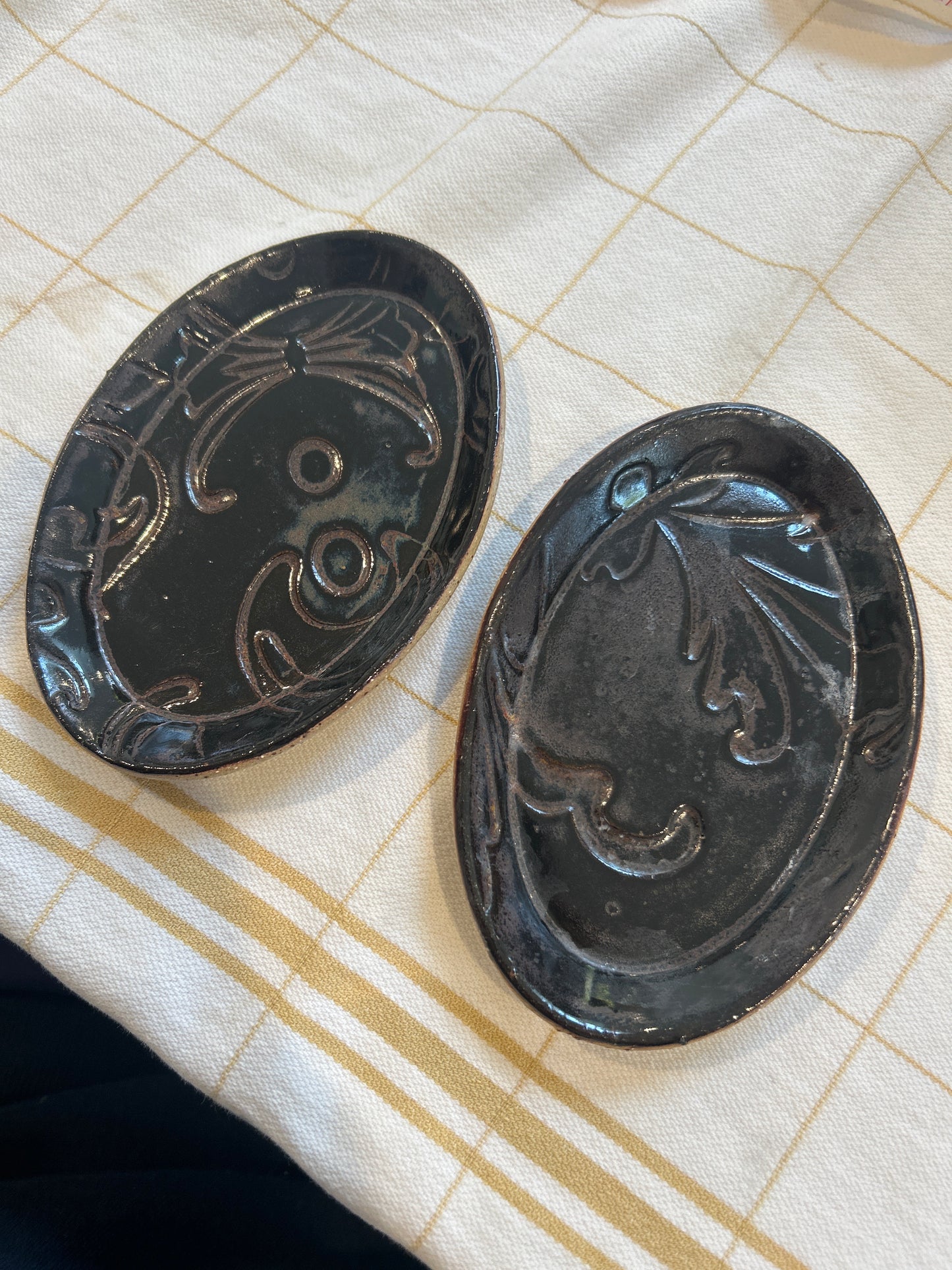 Textured Oval Small Plate