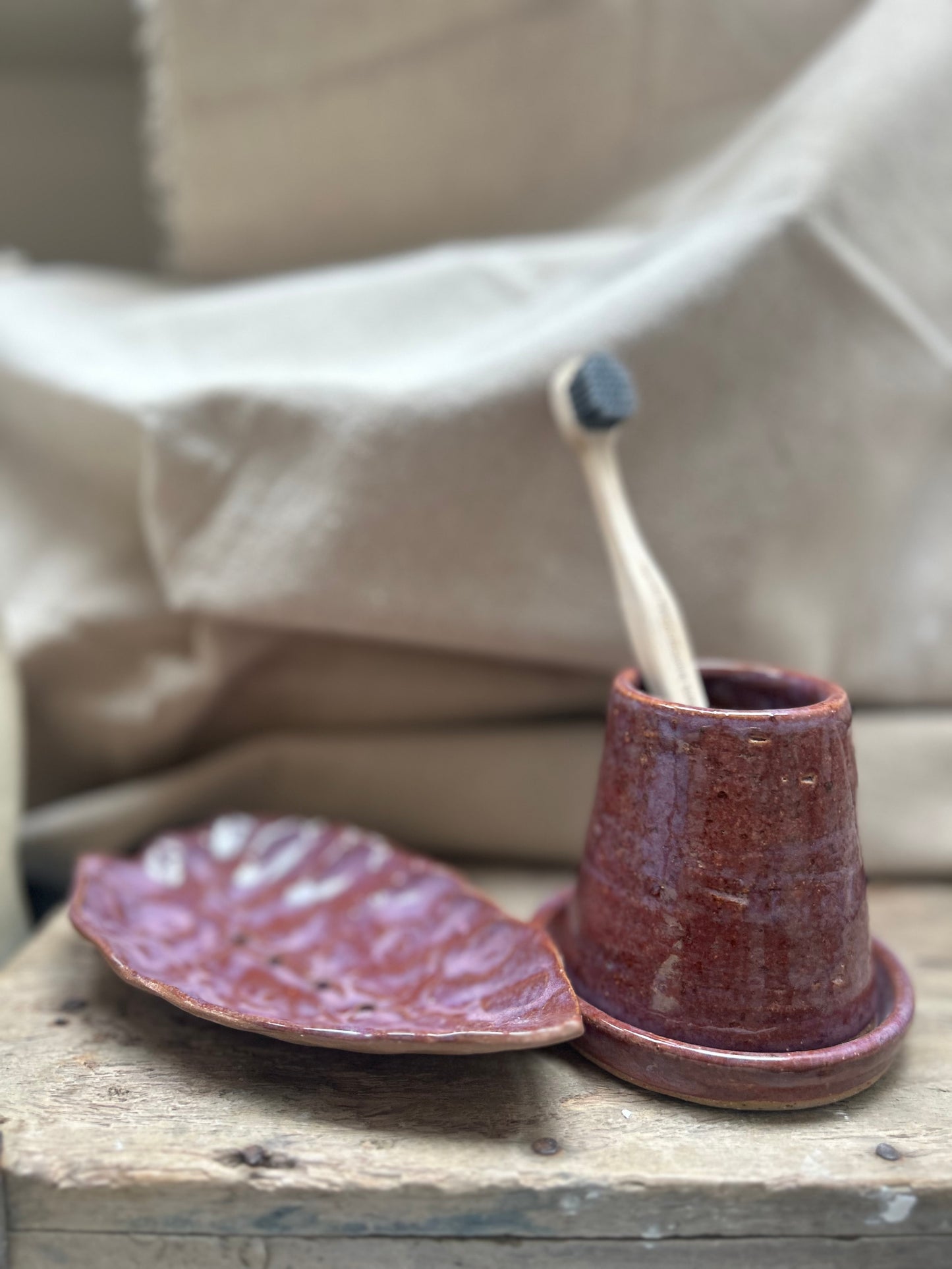 Toothbrush Holder Red Black Metallic Glaze Effect