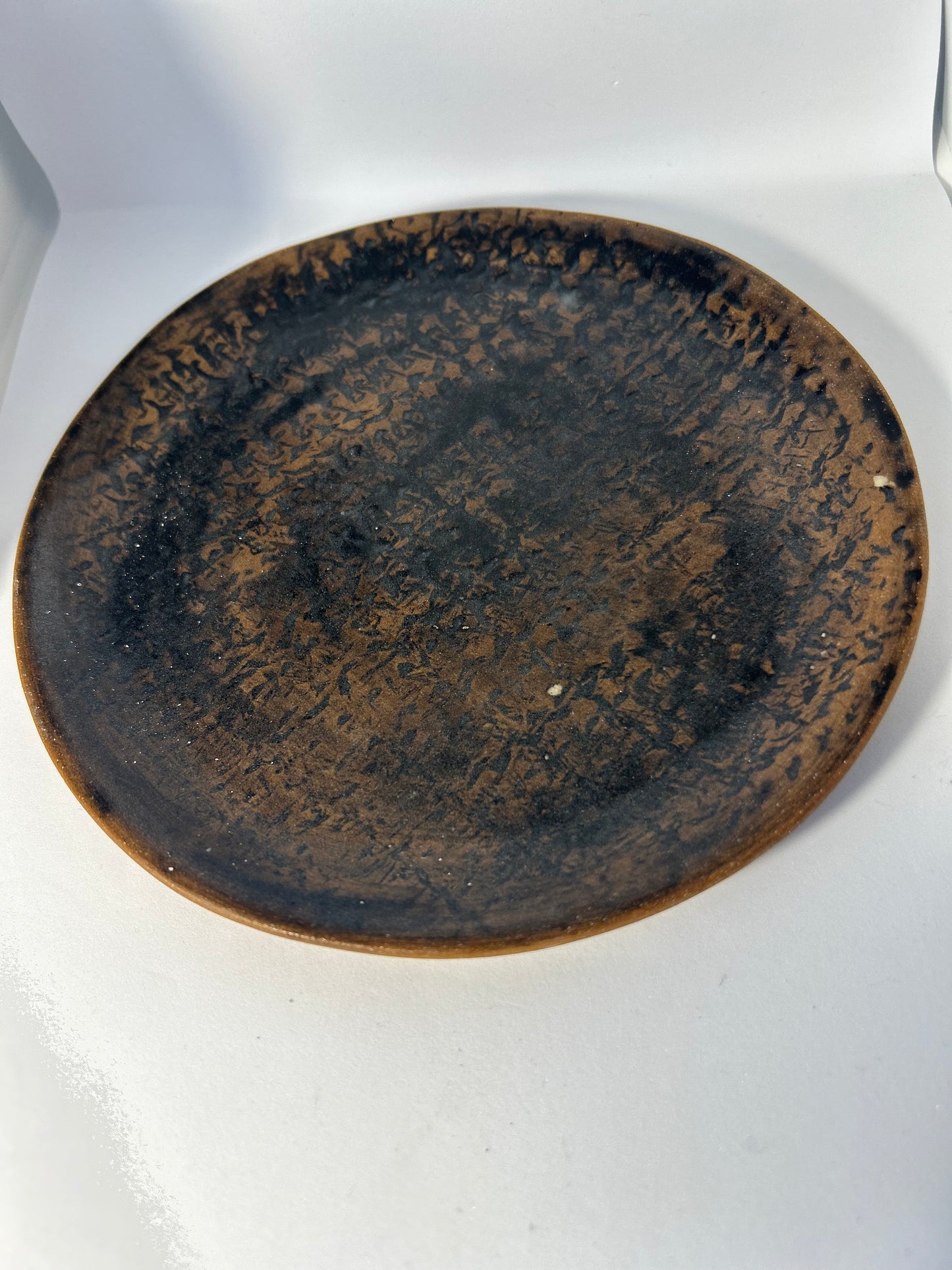 Small Black Textured Round Plate